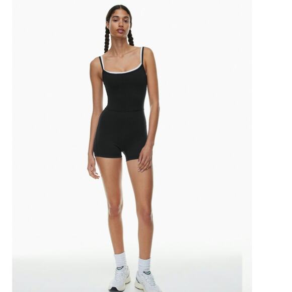 Wilfred Free Black Divinity 3" Romper - Picture 1 of 6